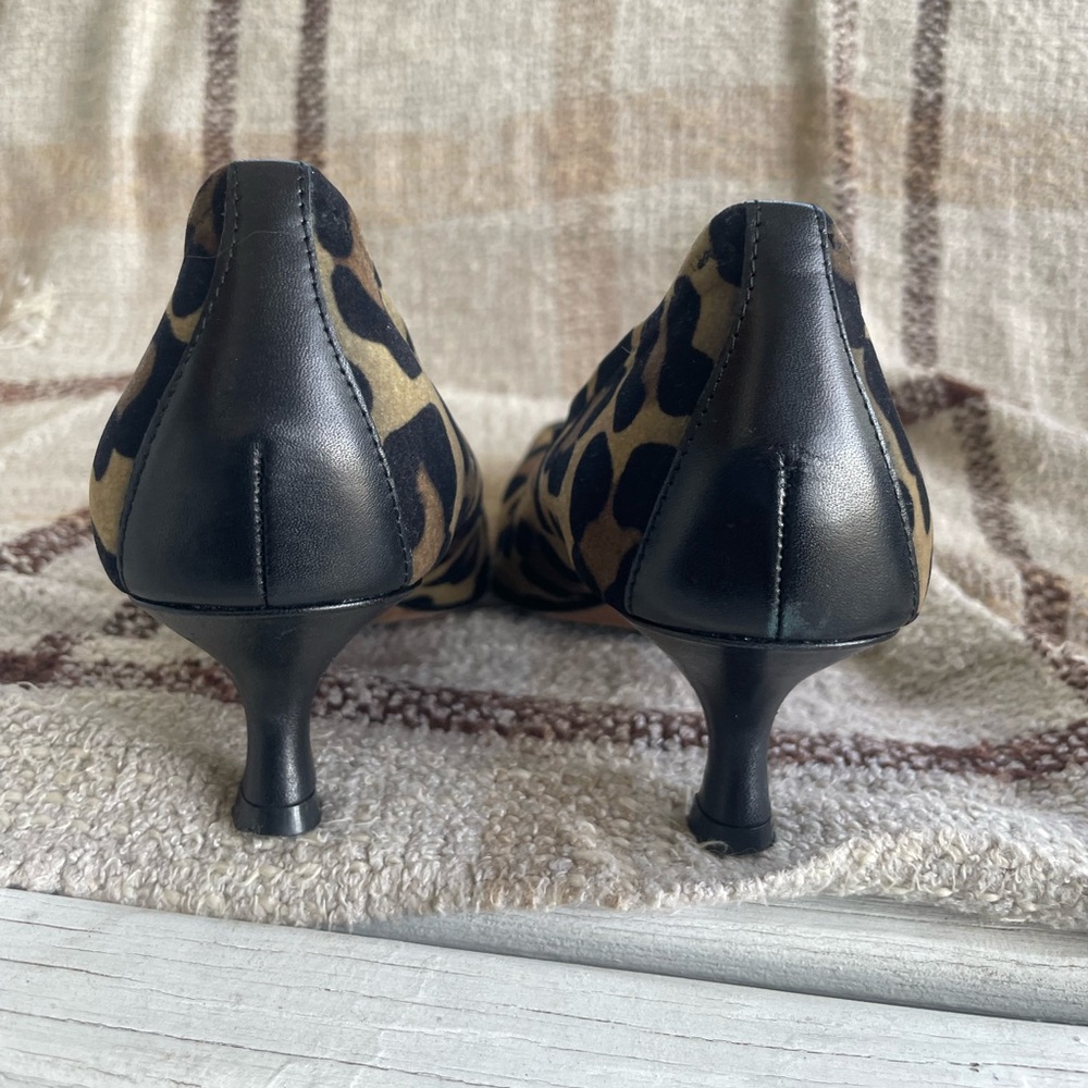 DONALD J PLINER SIGNED VERO CUOIO MADE IN SPAIN LEOPARD PRINT KITTEN HEEL PUMP - Picture 5 of 11